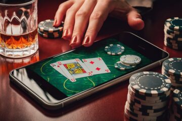 online gambling attracts card players